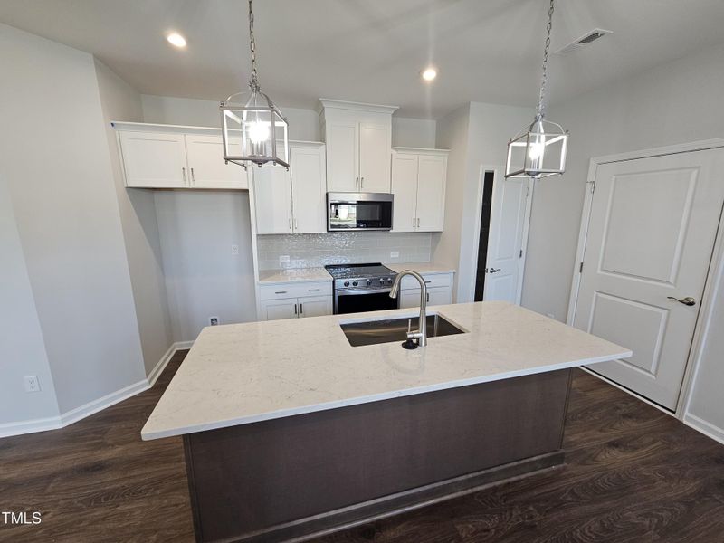 1000007026 1000007026