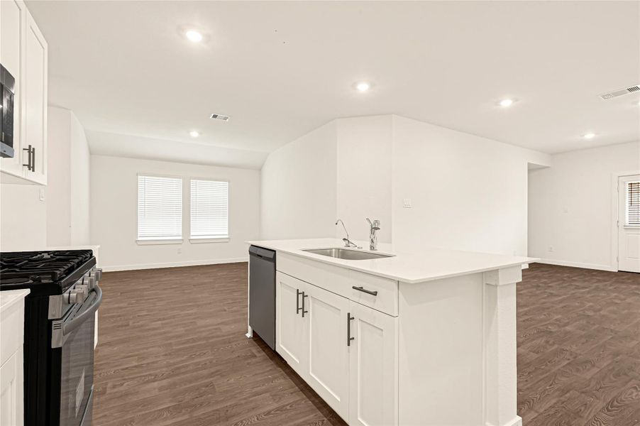 Furnished interior view inside a new home in Holly Ridge, Rosenberg (Image 11).