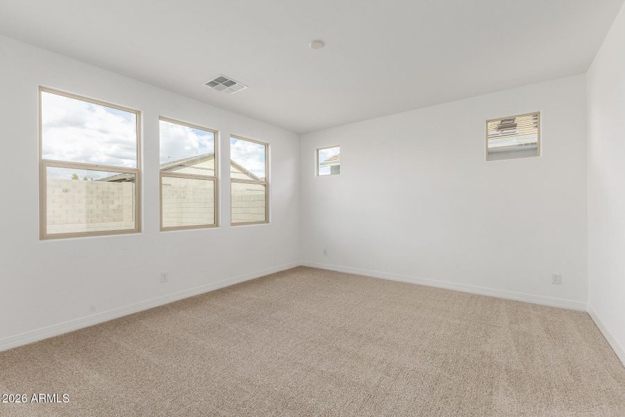 PHX_TV_Lot2013_Apple_17458_ownersbed