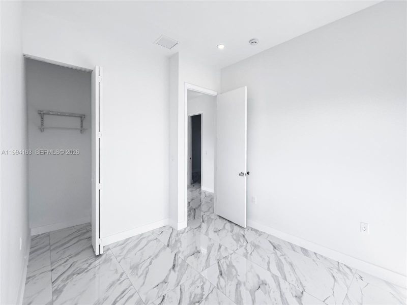 Spacious, unfurnished interior of a new home in , Port St. Lucie (Image 41).