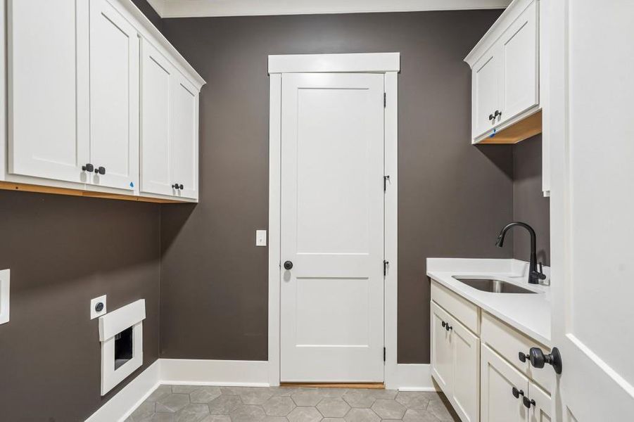 Furnished interior view inside a new home in , Cumming (Image 13).