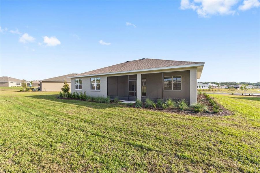 Exterior details and patio area of a home in , Ocala (Image 24).