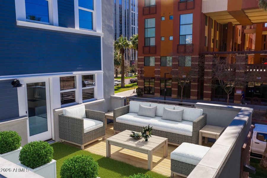 03_804_N_2nd_Ave24_mls