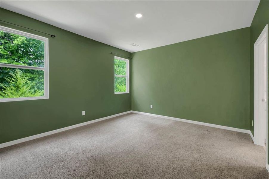Spacious, unfurnished interior of a new home in Rosewood Farms, Acworth (Image 25). Spacious, unfurnished interior of a new home in Rosewood Farms, Acworth (Image 25).