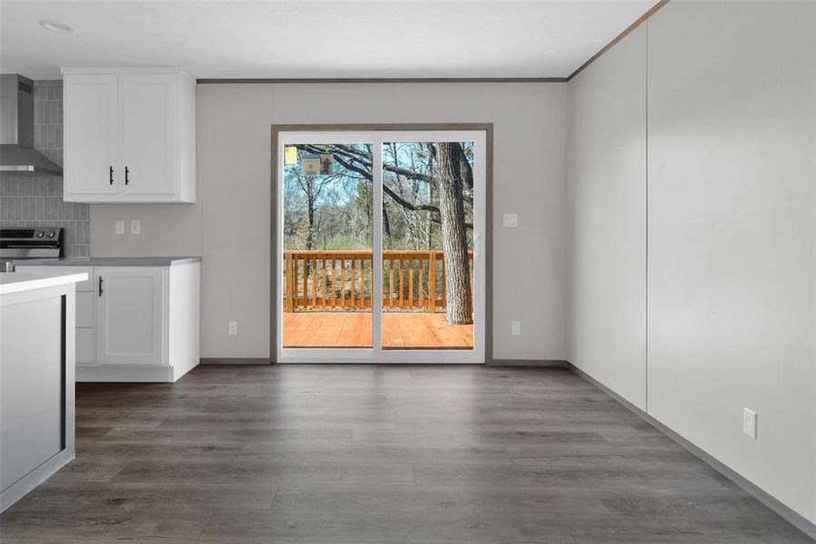 Spacious, unfurnished interior of a new home in , Whitesboro (Image 14).