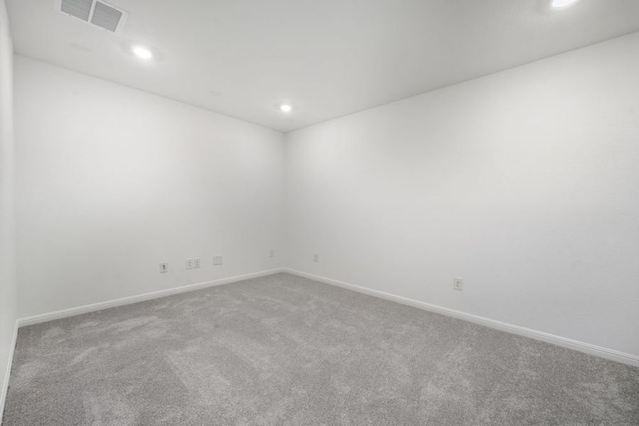 Spacious, unfurnished interior of a new home in Parkside on the River, Georgetown (Image 16). Spacious, unfurnished interior of a new home in Parkside on the River, Georgetown (Image 16).