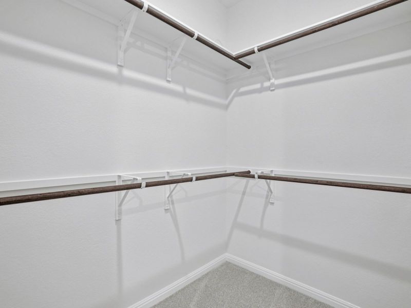 Spacious, unfurnished interior of a new home in Eastern Wells, Jarrell (Image 8).