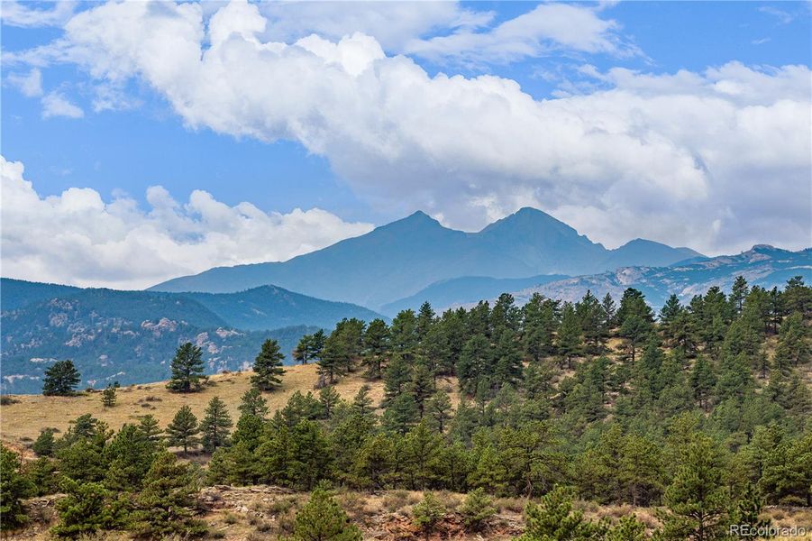 Image 47 of a home in .