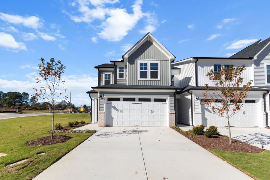 Representative exterior photo of a completed home built from the The Hemlock by RobuckHomes in Kennebec Crossing, Angier, NC (Image 38).