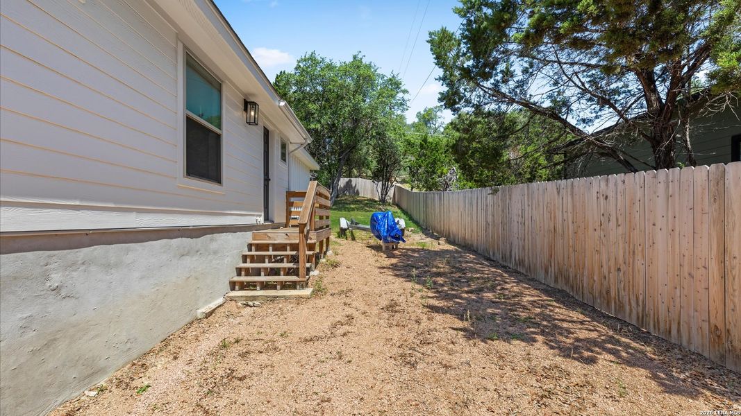 Exterior details and patio area of a home in , Canyon Lake (Image 19).