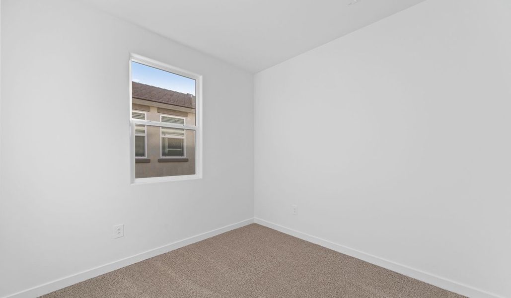 Spacious, unfurnished interior of a new home in Entrada Del Toro at Rancho Sahuarita, Sahuarita (Image 29).