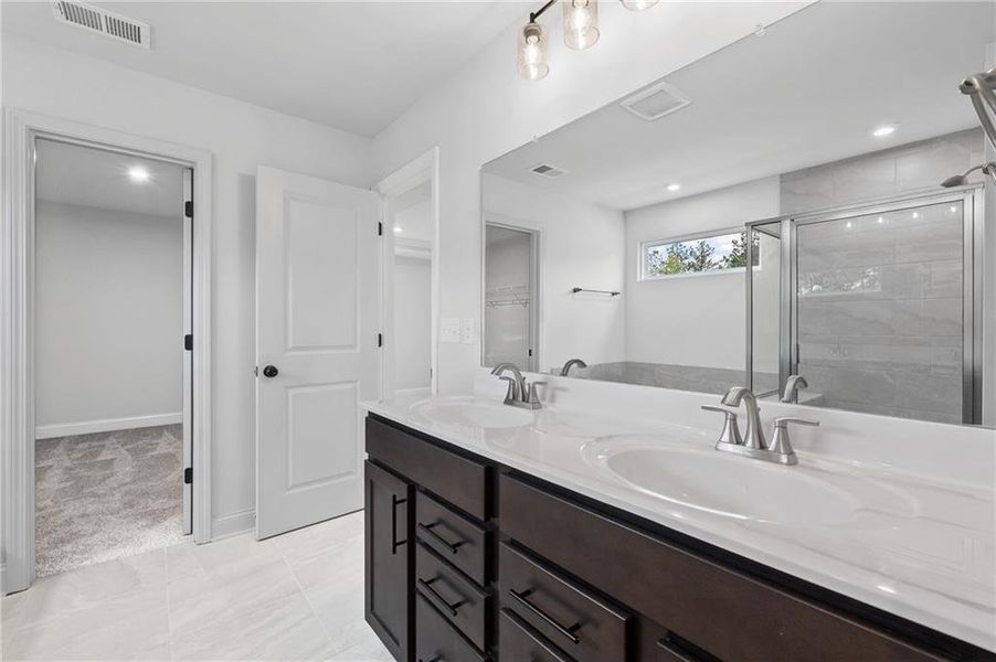 Furnished interior view inside a new home in Hawthorne Ridge, McDonough (Image 11). Furnished interior view inside a new home in Hawthorne Ridge, McDonough (Image 11).