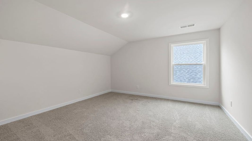 Spacious, unfurnished interior of a new home in Cottonwood Ridge, Piedmont (Image 27). Spacious, unfurnished interior of a new home in Cottonwood Ridge, Piedmont (Image 27).