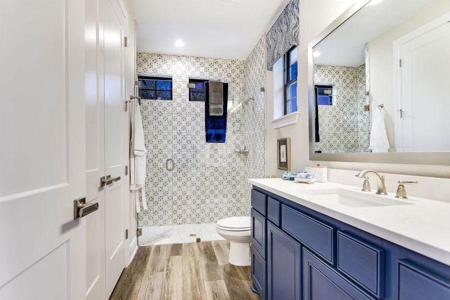 Representative furnished interior of a home built from the Casita by Giddens Homes in Whispering Wind, Bertram (Image 11).