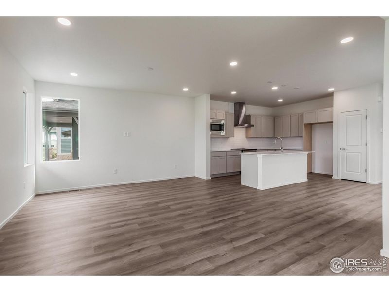 Spacious, unfurnished interior of a new home in , Timnath (Image 31).