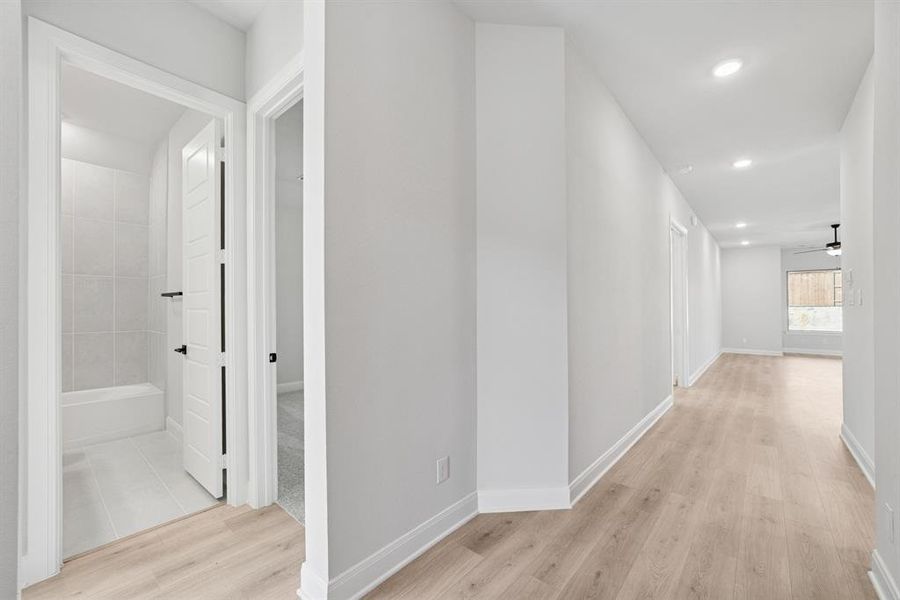 Spacious, unfurnished interior of a new home in Mantua Point Classics, Van Alstyne (Image 18). Spacious, unfurnished interior of a new home in Mantua Point Classics, Van Alstyne (Image 18).