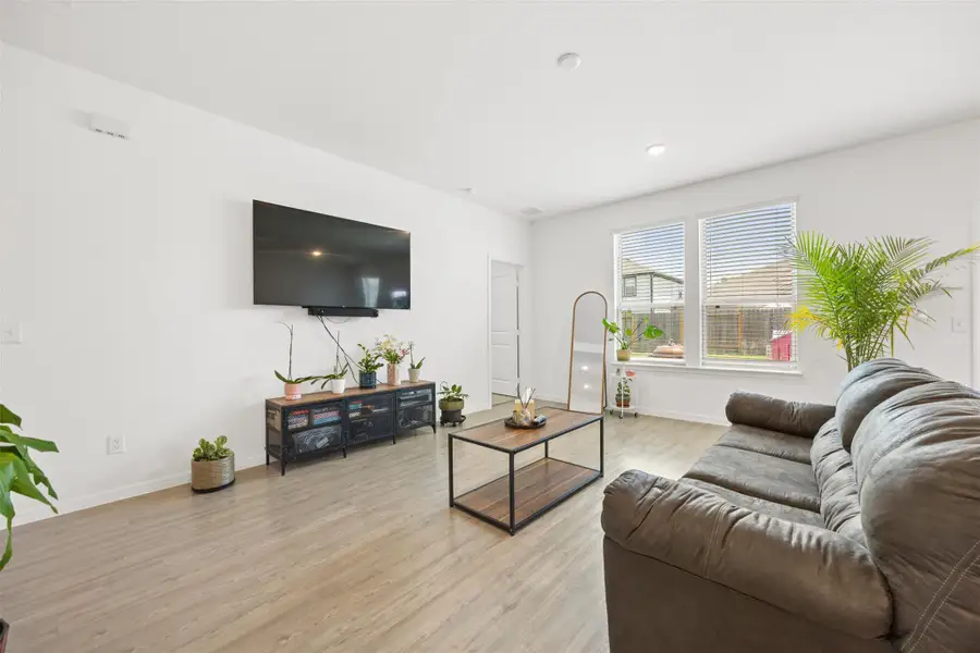 Furnished interior view inside a new home in , Alvin (Image 10).