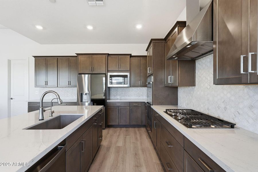 029_ListerPros 029_ListerPros