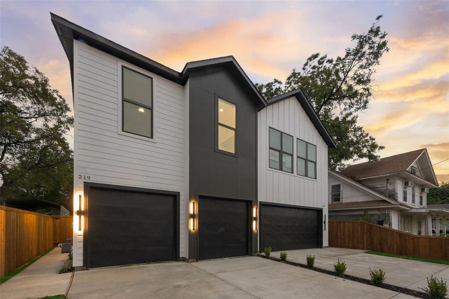 Front exterior of a new home in , Dallas, TX, highlighting curb appeal (Image 17). Front exterior of a new home in , Dallas, TX, highlighting curb appeal (Image 17).