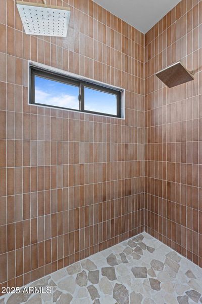 26-web-or-mls-DSC08017 26-web-or-mls-DSC08017