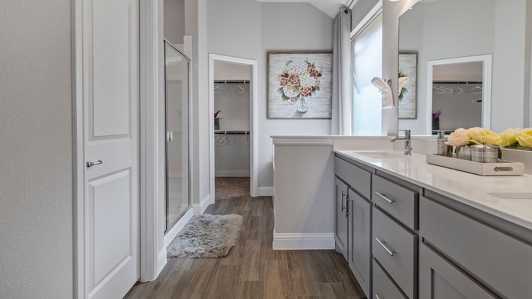 Furnished interior view inside a new home in Lakeview Pointe, Midlothian (Image 19).