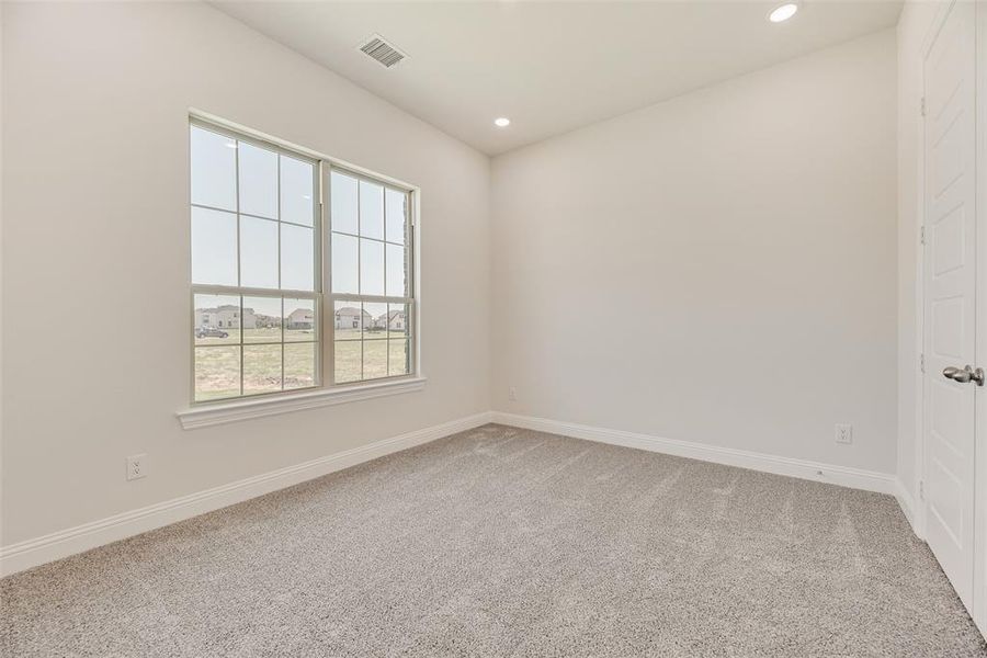 Spacious, unfurnished interior of a new home in Villages of Creekwood, Frisco (Image 30). Spacious, unfurnished interior of a new home in Villages of Creekwood, Frisco (Image 30).