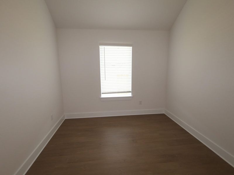 Spacious, unfurnished interior of a new home in Hallimore Ranch, Rosenberg (Image 17). Spacious, unfurnished interior of a new home in Hallimore Ranch, Rosenberg (Image 17).