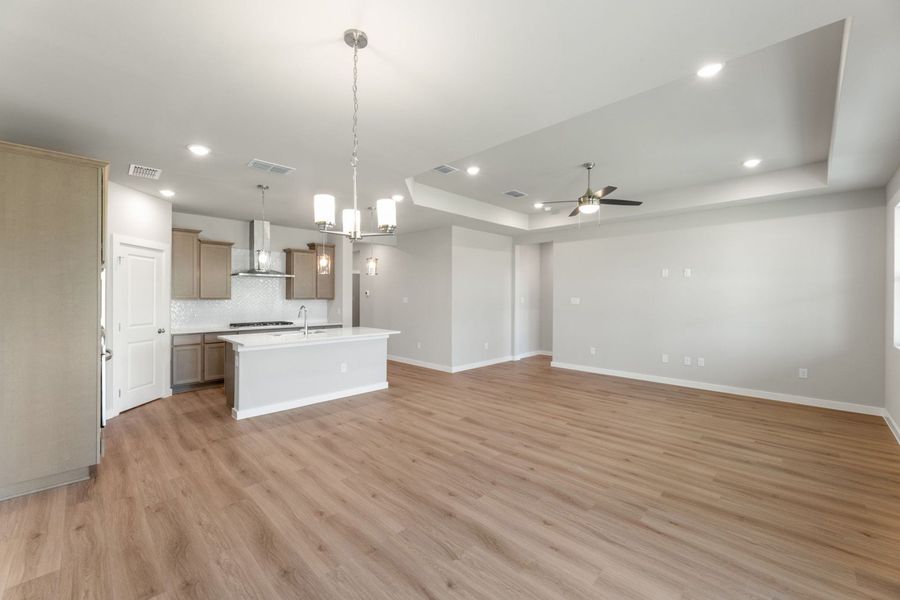 Spacious, unfurnished interior of a new home in Hickory Ridge, Elmendorf (Image 30).