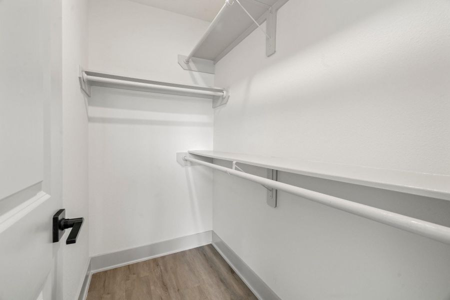 Spacious, unfurnished interior of a new home in , Houston (Image 32).