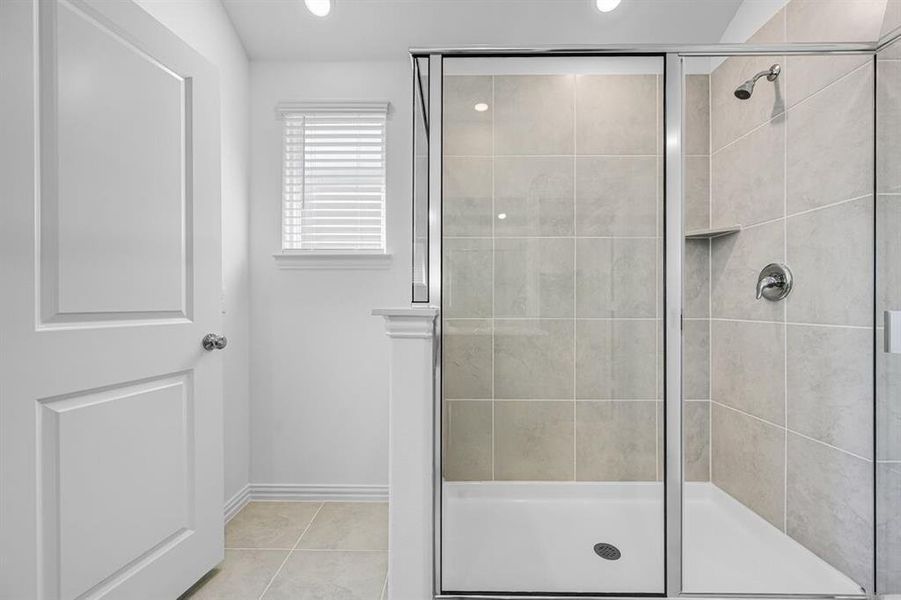 2605 Glacier Road ~ Ready Now