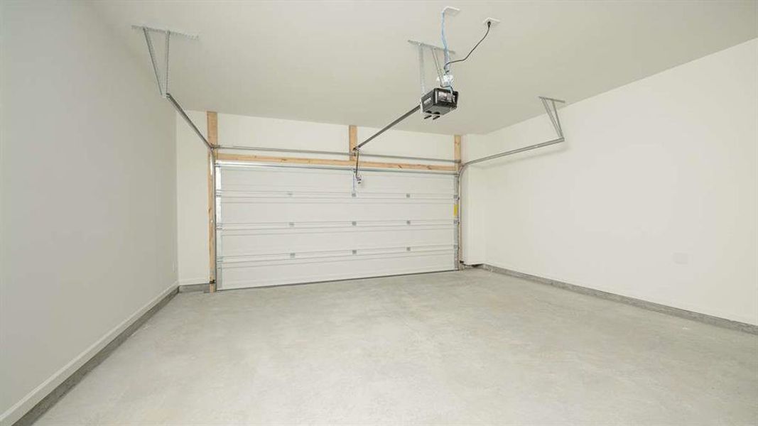 Spacious, unfurnished interior of a new home in Benteen Reserve, Atlanta (Image 20). Spacious, unfurnished interior of a new home in Benteen Reserve, Atlanta (Image 20).