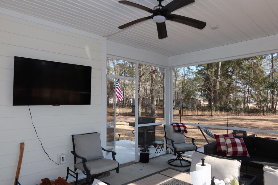 Exterior details and patio area of a home in , Santee (Image 4).