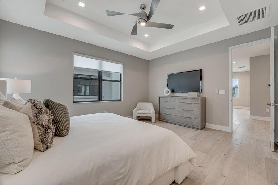 Furnished interior view inside a new home in Apex at Avenir, Palm Beach Gardens (Image 15).