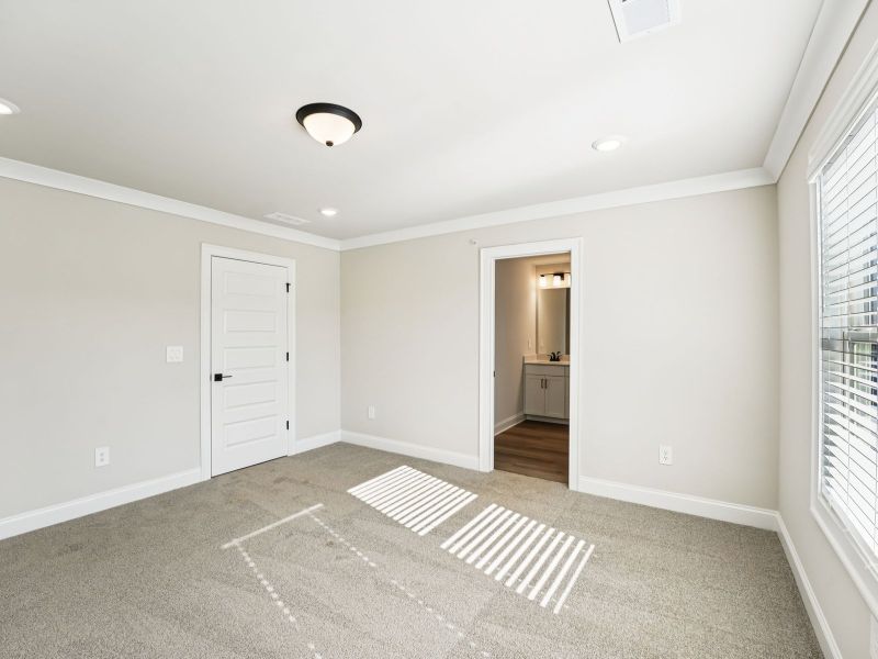 Spacious, unfurnished interior of a new home in Hemingway - Highland Series, Cumming (Image 15).