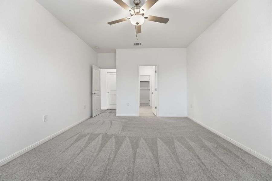 Spacious, unfurnished interior of a new home in Lisso 60s, Pflugerville (Image 15).