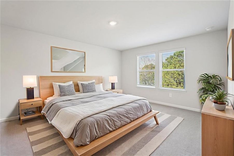 Furnished interior view inside a new home in Ivey Township, Dallas (Image 7).