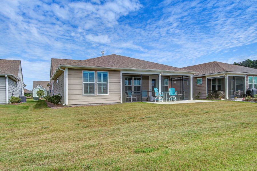 Exterior details and patio area of a home in , Summerville (Image 2).