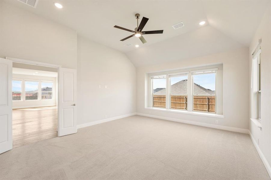 Spacious, unfurnished interior of a new home in Parks at Panchasarp Farms 65, Burleson (Image 29). Spacious, unfurnished interior of a new home in Parks at Panchasarp Farms 65, Burleson (Image 29).