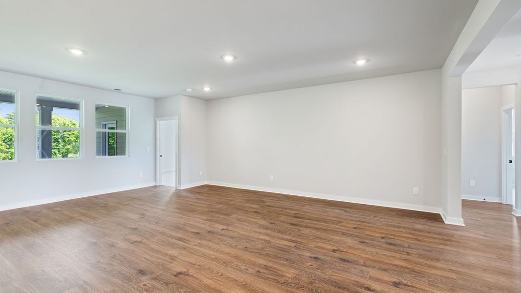 Representative unfurnished interior of a home built from the Holden by D.R. Horton in Harvest Point, Spring Hill (Image 50).