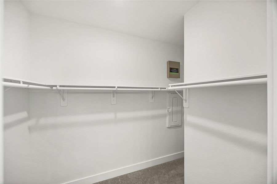 Spacious, unfurnished interior of a new home in River Ranch Meadows, Dayton (Image 19).