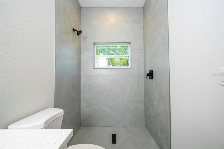 Furnished interior view inside a new home in , Orlando (Image 13).