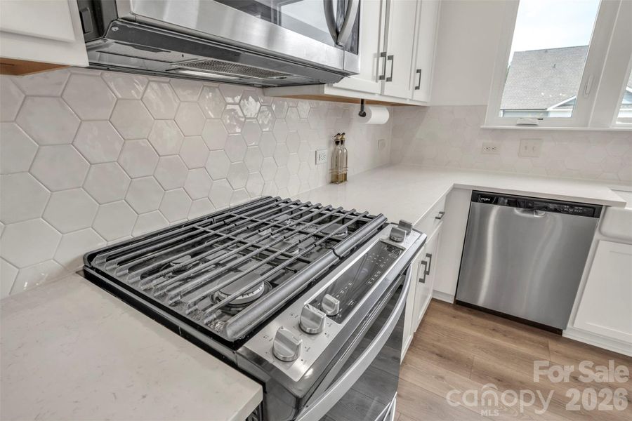 Close-up of interior finishes inside a home in Edgewater - The Links, Lancaster (Image 21).