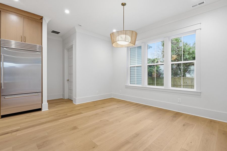 Spacious, unfurnished interior of a new home in , Mount Pleasant (Image 63).