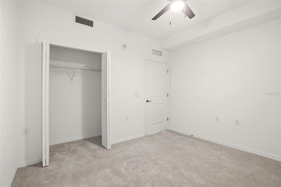 Spacious, unfurnished interior of a new home in , Punta Gorda (Image 35).