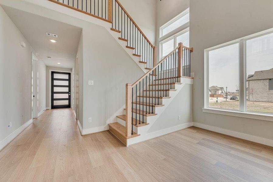Spacious, unfurnished interior of a new home in Trails at Cottonwood Creek, Fate (Image 15).