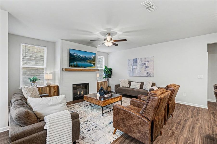Furnished interior view inside a new home in , Cartersville (Image 14).