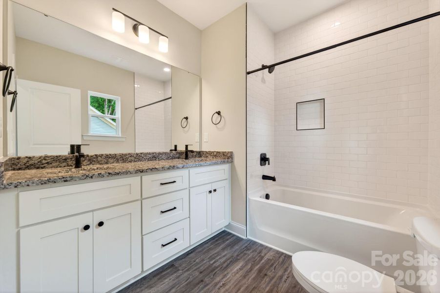 Furnished interior view inside a new home in , Kings Mountain (Image 4).