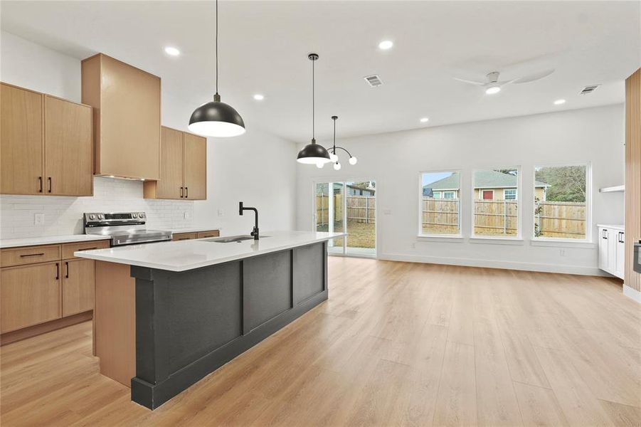 Furnished interior view inside a new home in , Dallas (Image 6).