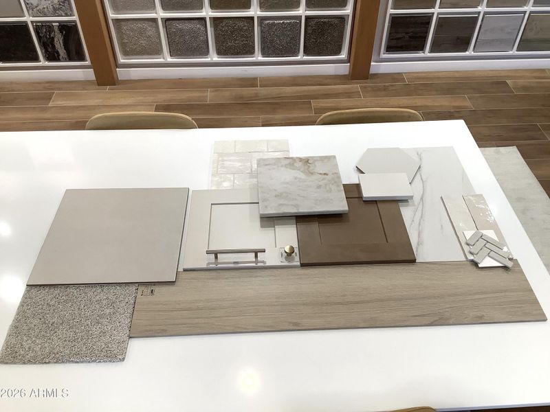 designer boards Lot 491 Diamond D2