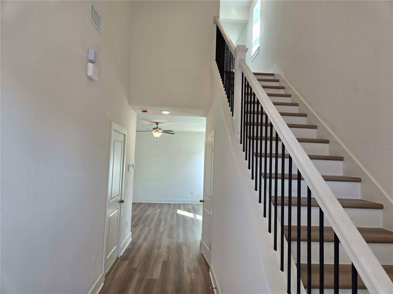 Spacious, unfurnished interior of a new home in Arbor Meadows, Spring Hill (Image 8).